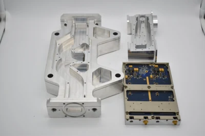 Kundenspezifische Kommunikation CNC-Fräsen Aluminiumgehäuse 4-Achsen-CNC-Frästeile